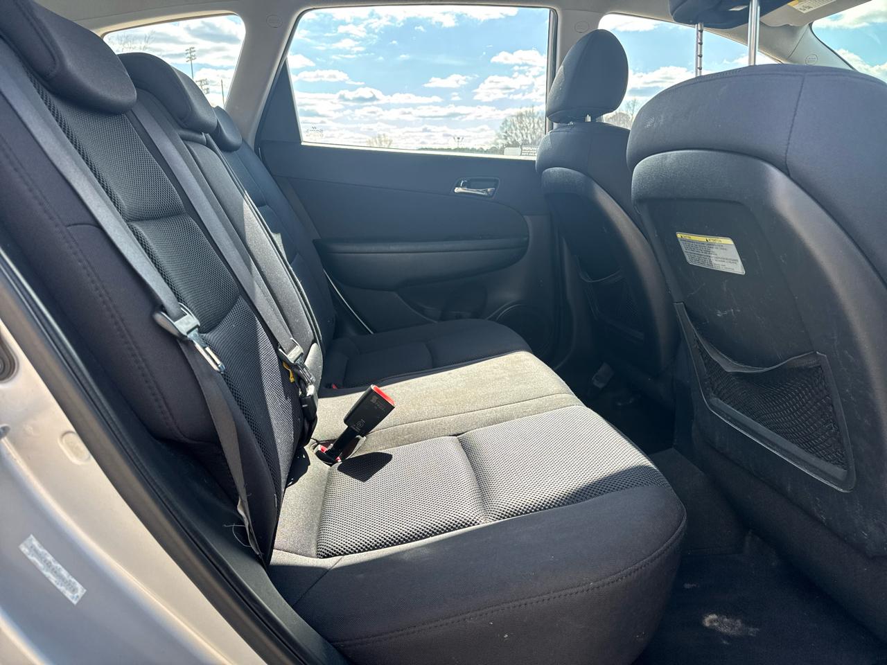 Hyundai Elantra Touring SE Automatic 2010