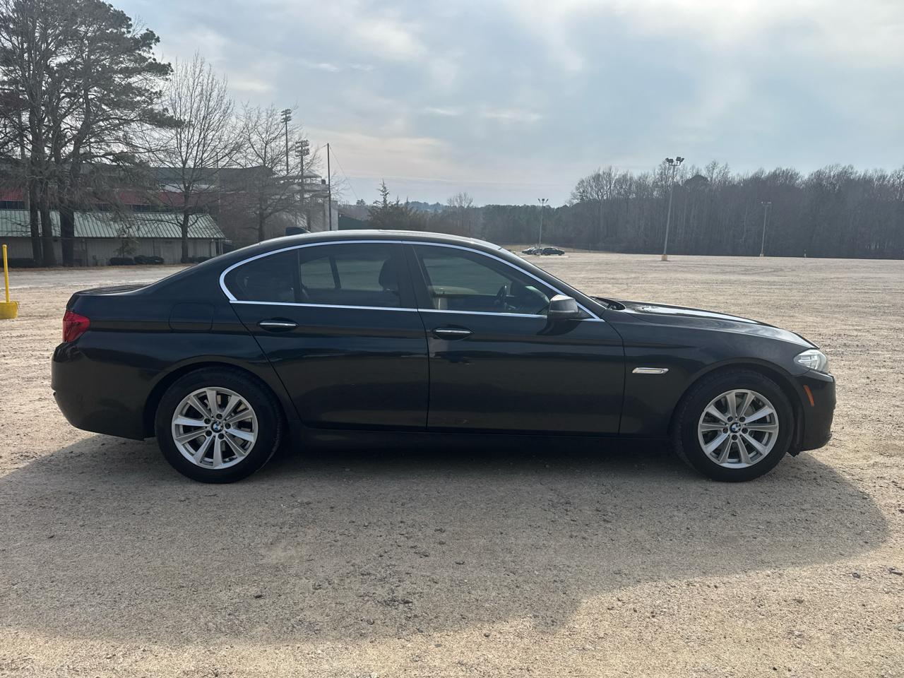 BMW 5-Series 528i xDrive 2016