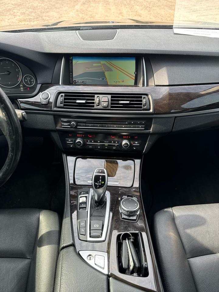 BMW 5-Series 528i xDrive 2016