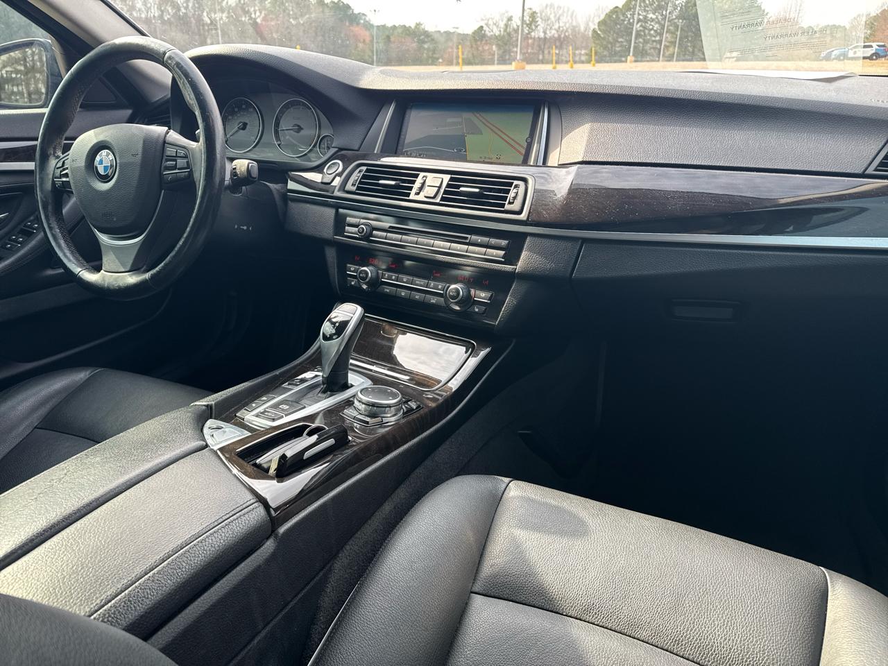 BMW 5-Series 528i xDrive 2016