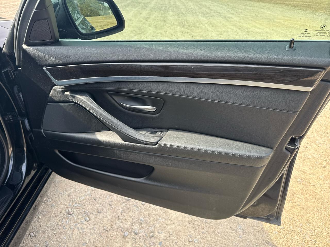 BMW 5-Series 528i xDrive 2016