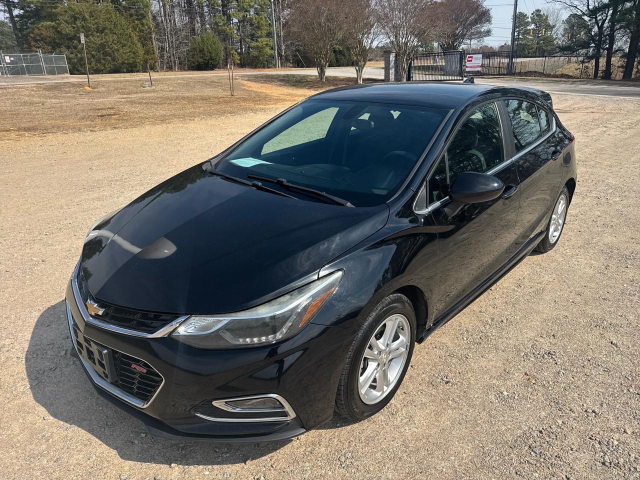 Chevrolet Cruze LT Auto Hatchback 2017