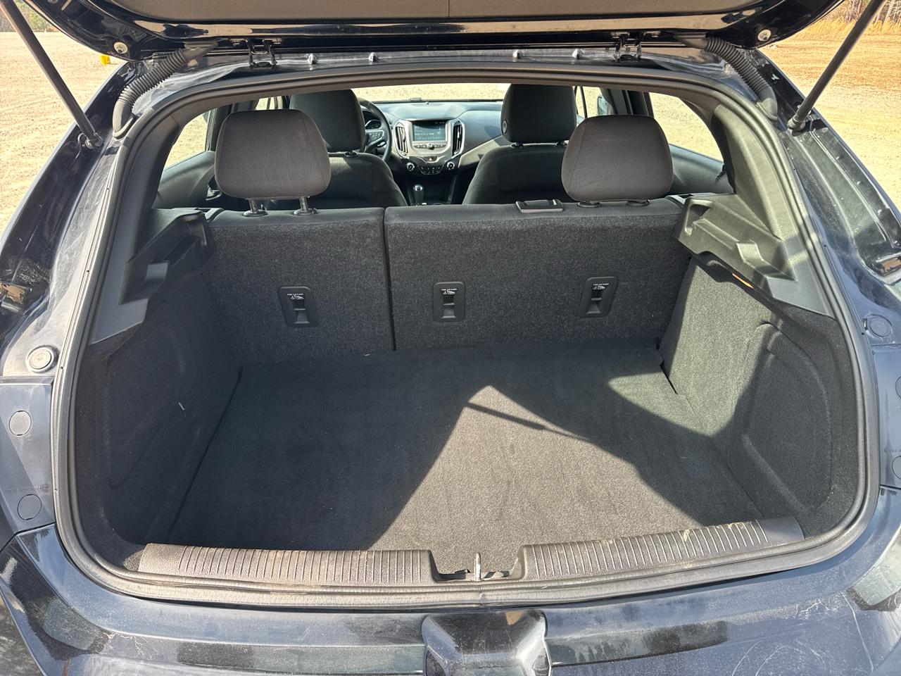 Chevrolet Cruze LT Auto Hatchback 2017