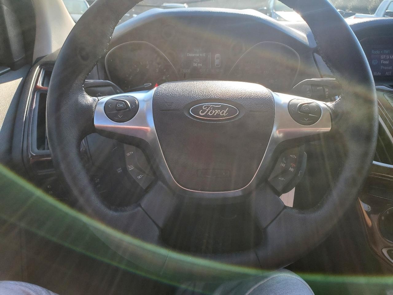 Ford Focus SE Sedan 2013