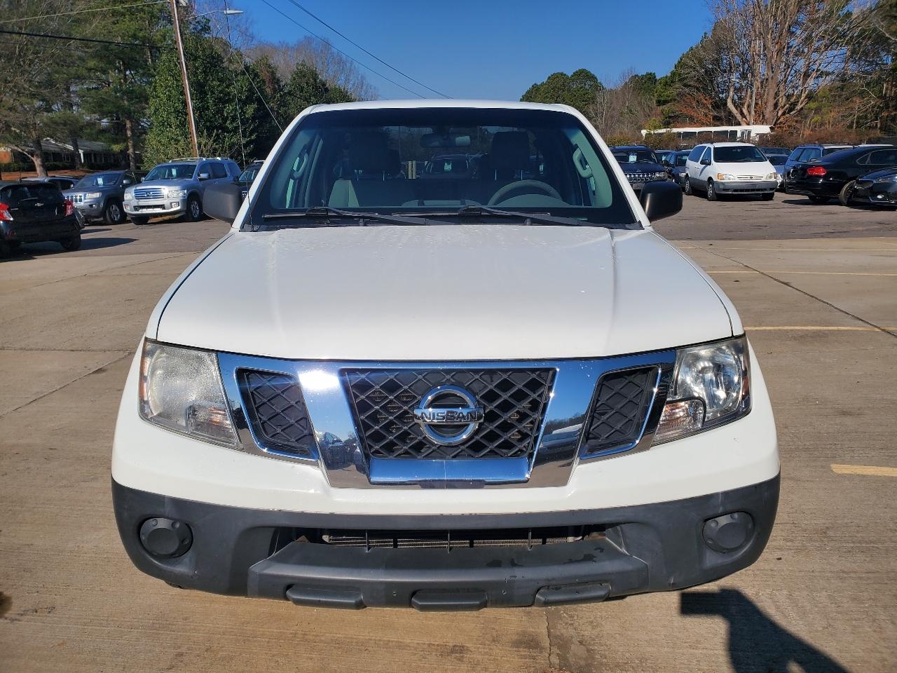 Nissan Frontier 2WD King Cab Auto XE 2014
