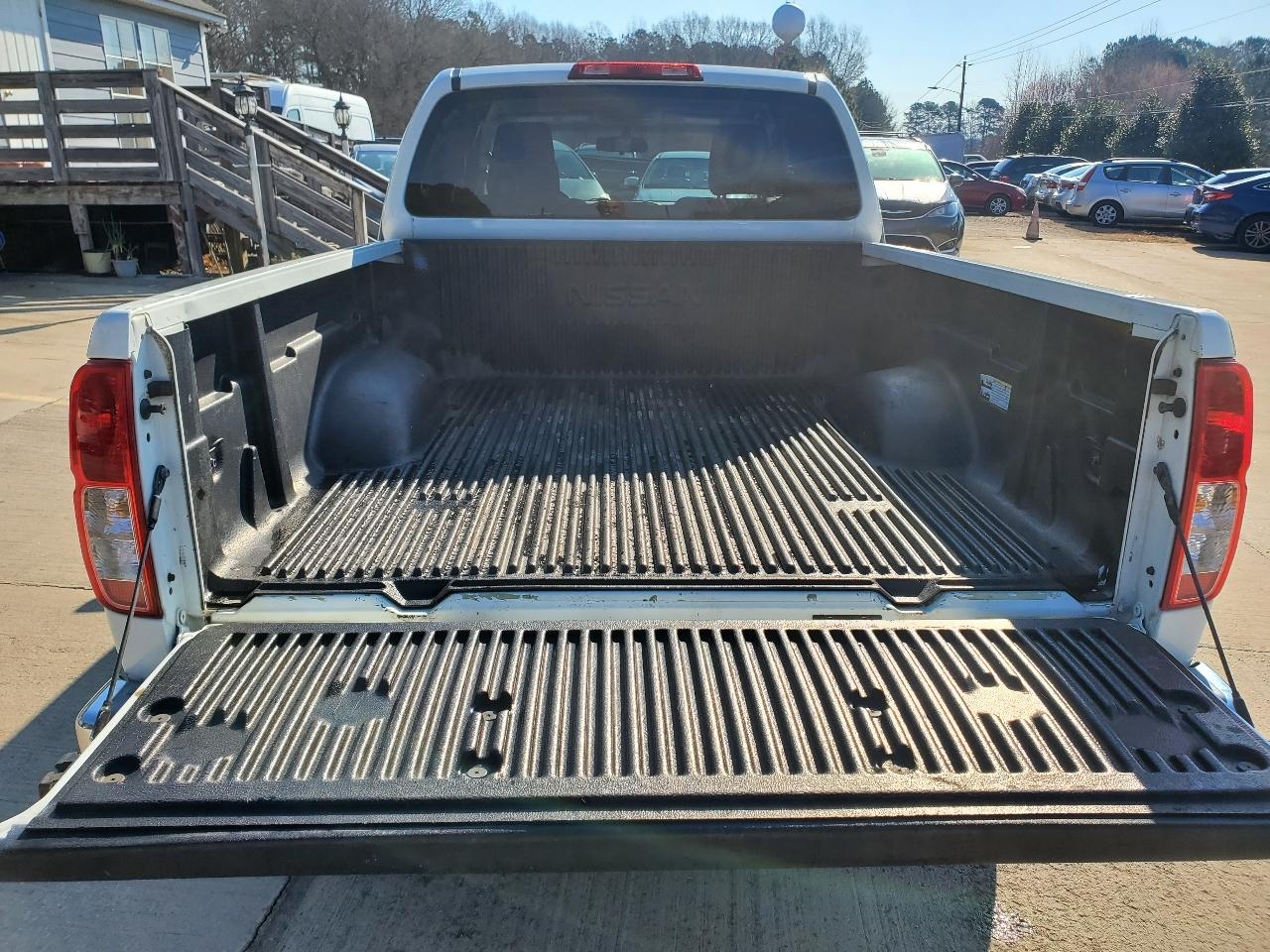 Nissan Frontier 2WD King Cab Auto XE 2014