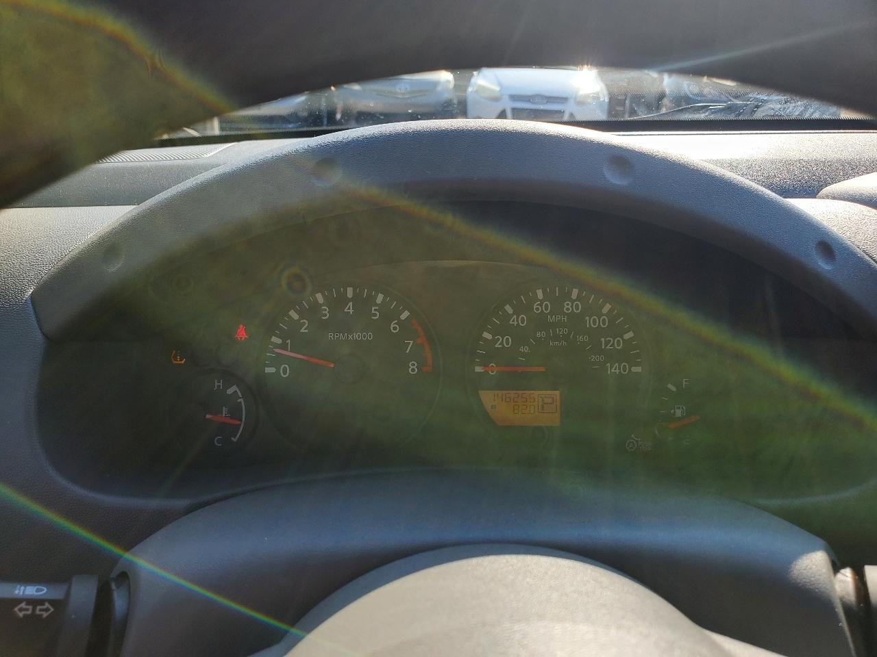 Nissan Frontier 2WD King Cab Auto XE 2014