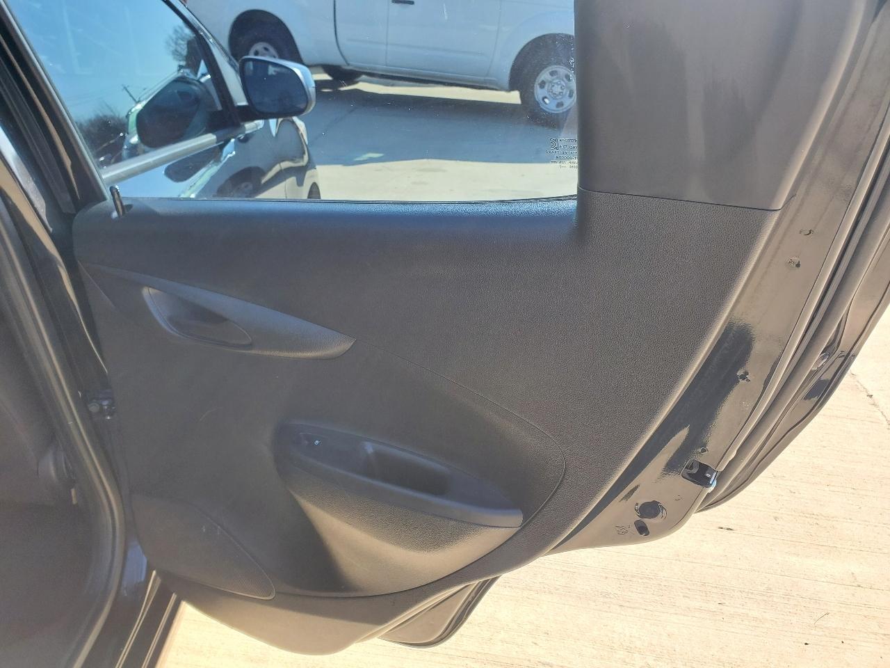 Chevrolet Spark 1LT 4D Hatchback at 2017