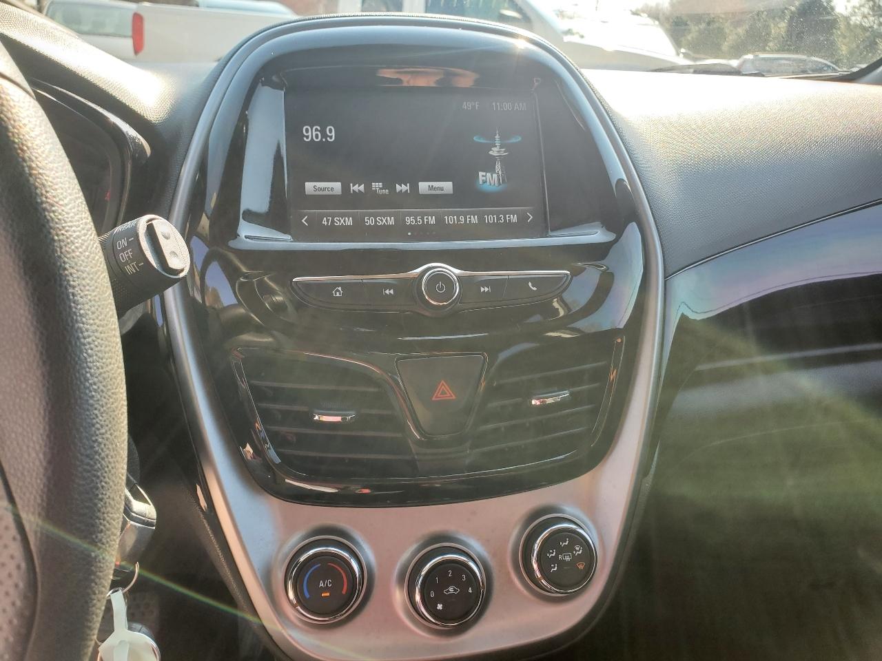 Chevrolet Spark 1LT 4D Hatchback at 2017