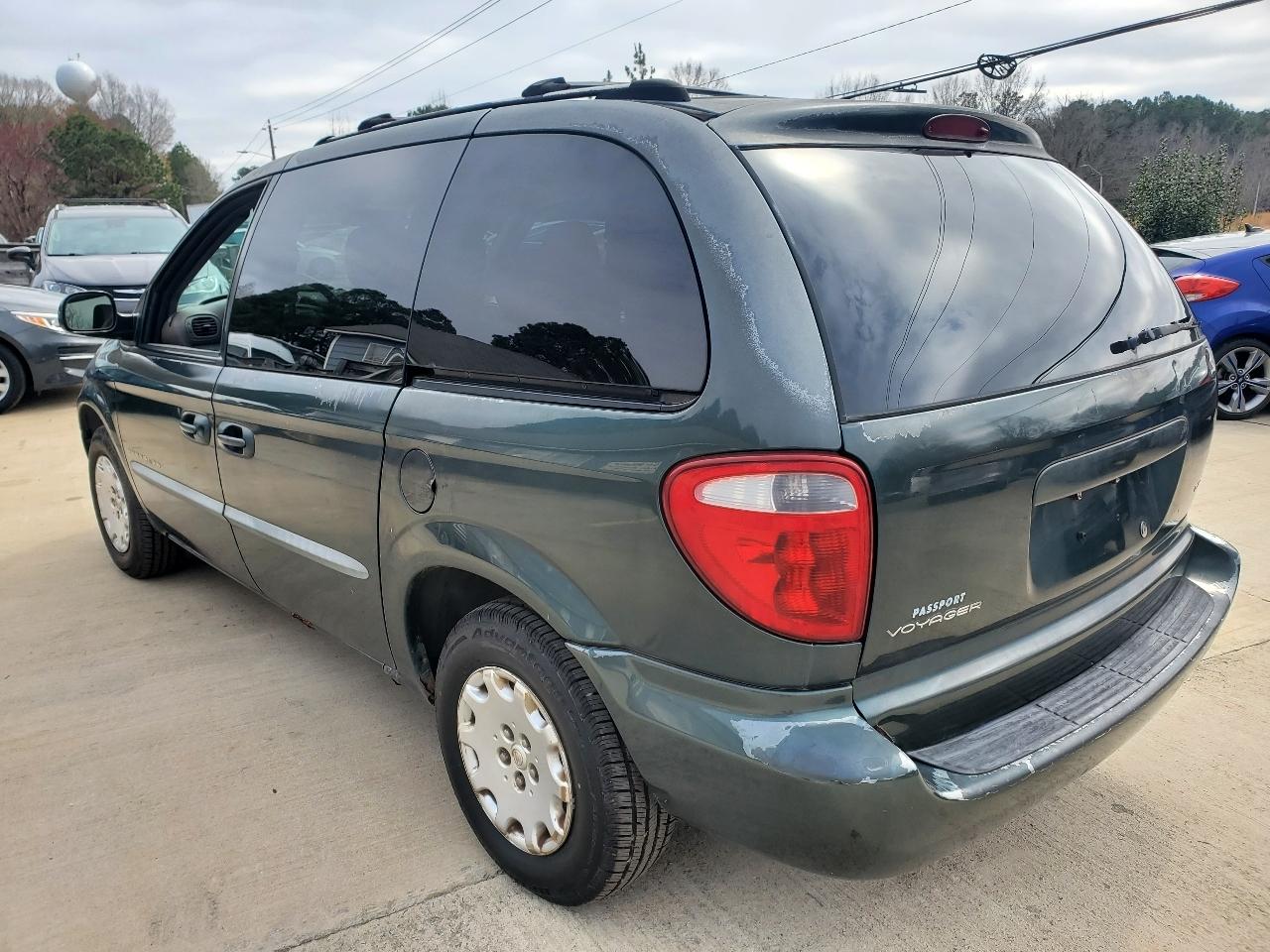 Chrysler Voyager LX 2001