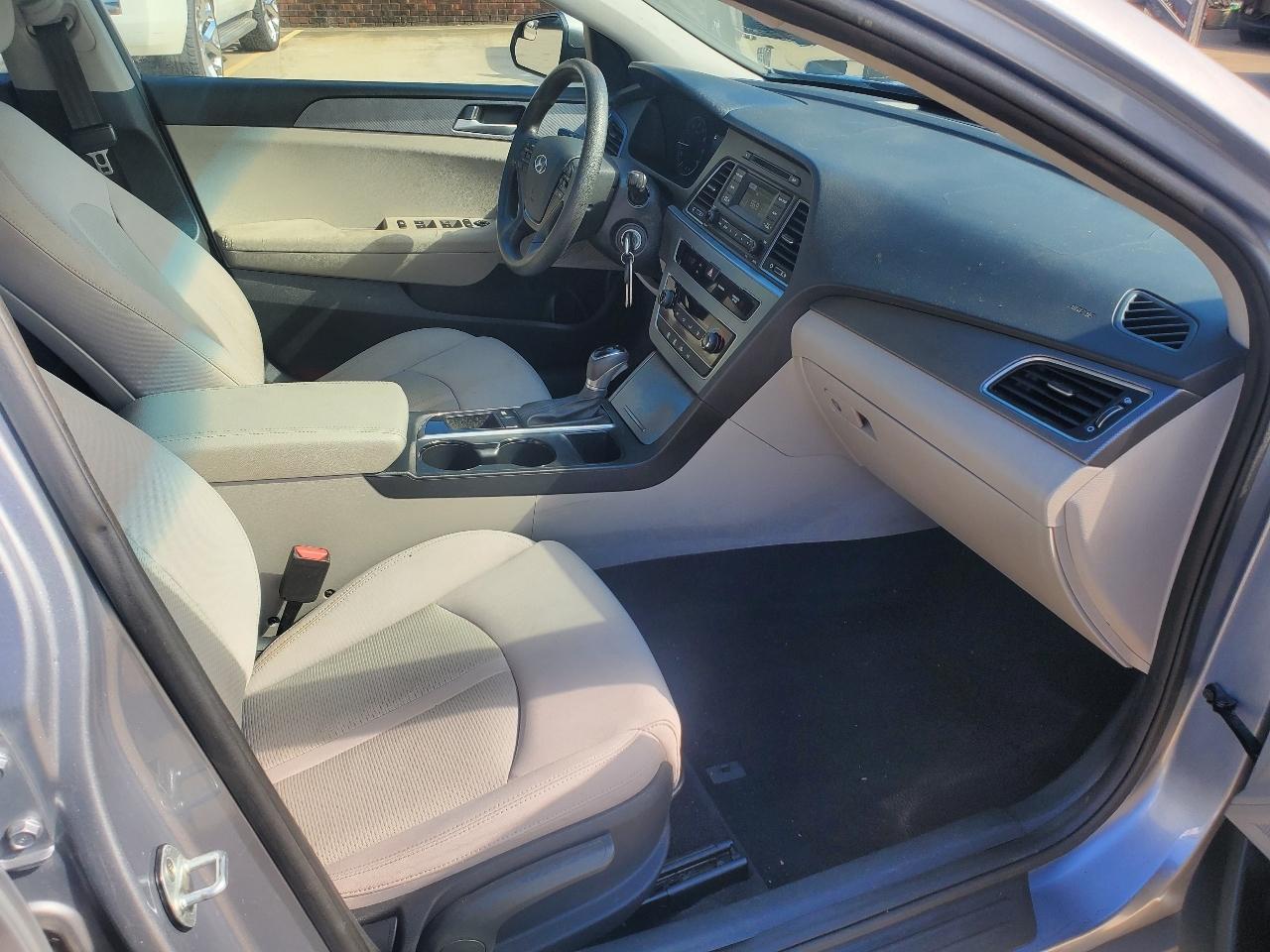 Hyundai Sonata SE 2017