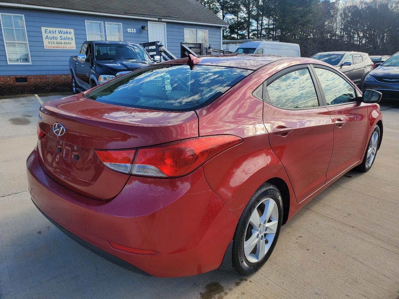 Hyundai Elantra GLS Auto 2013