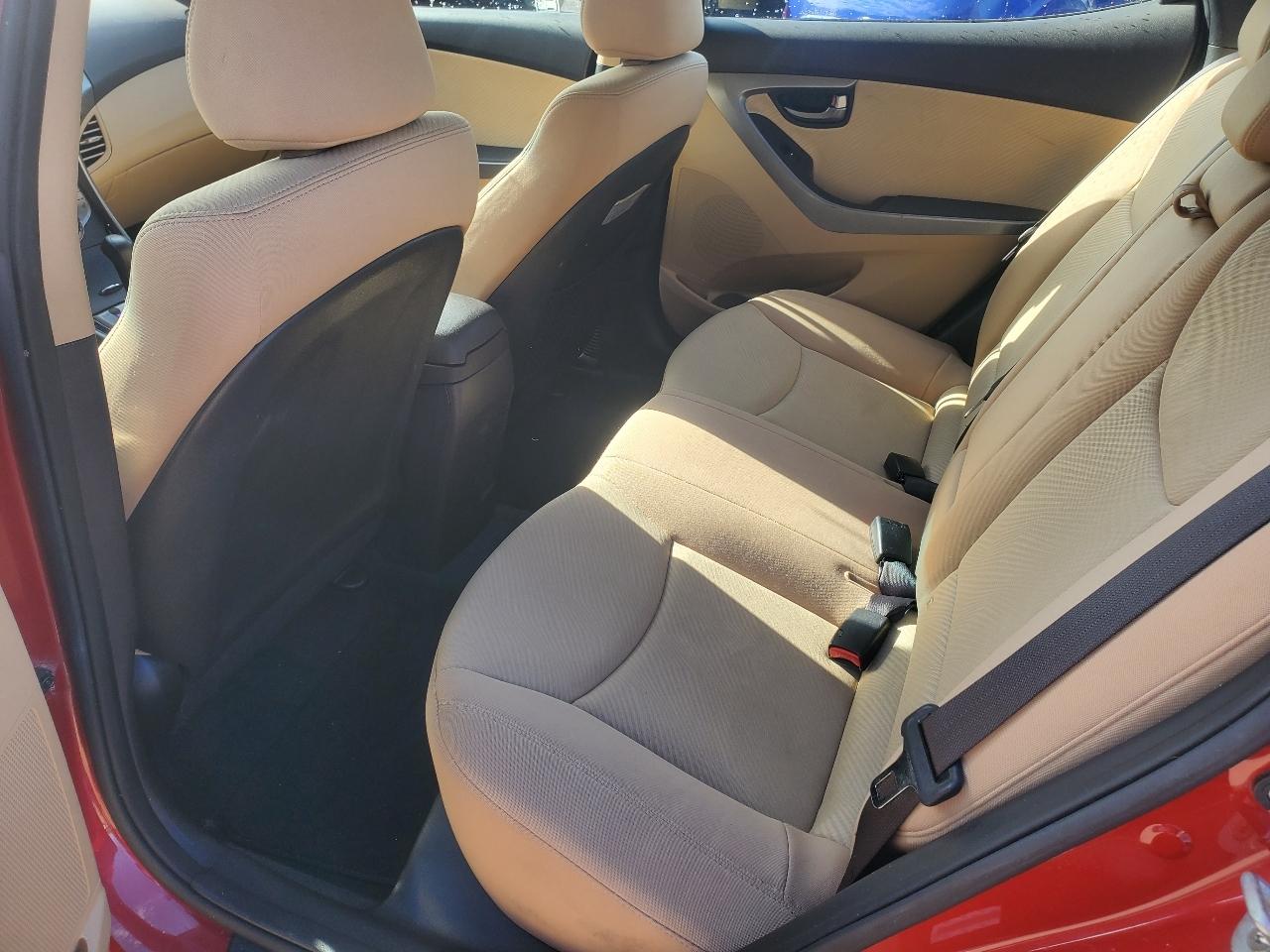 Hyundai Elantra GLS Auto 2013