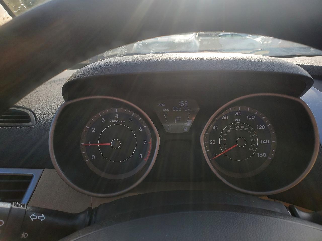 Hyundai Elantra GLS Auto 2013