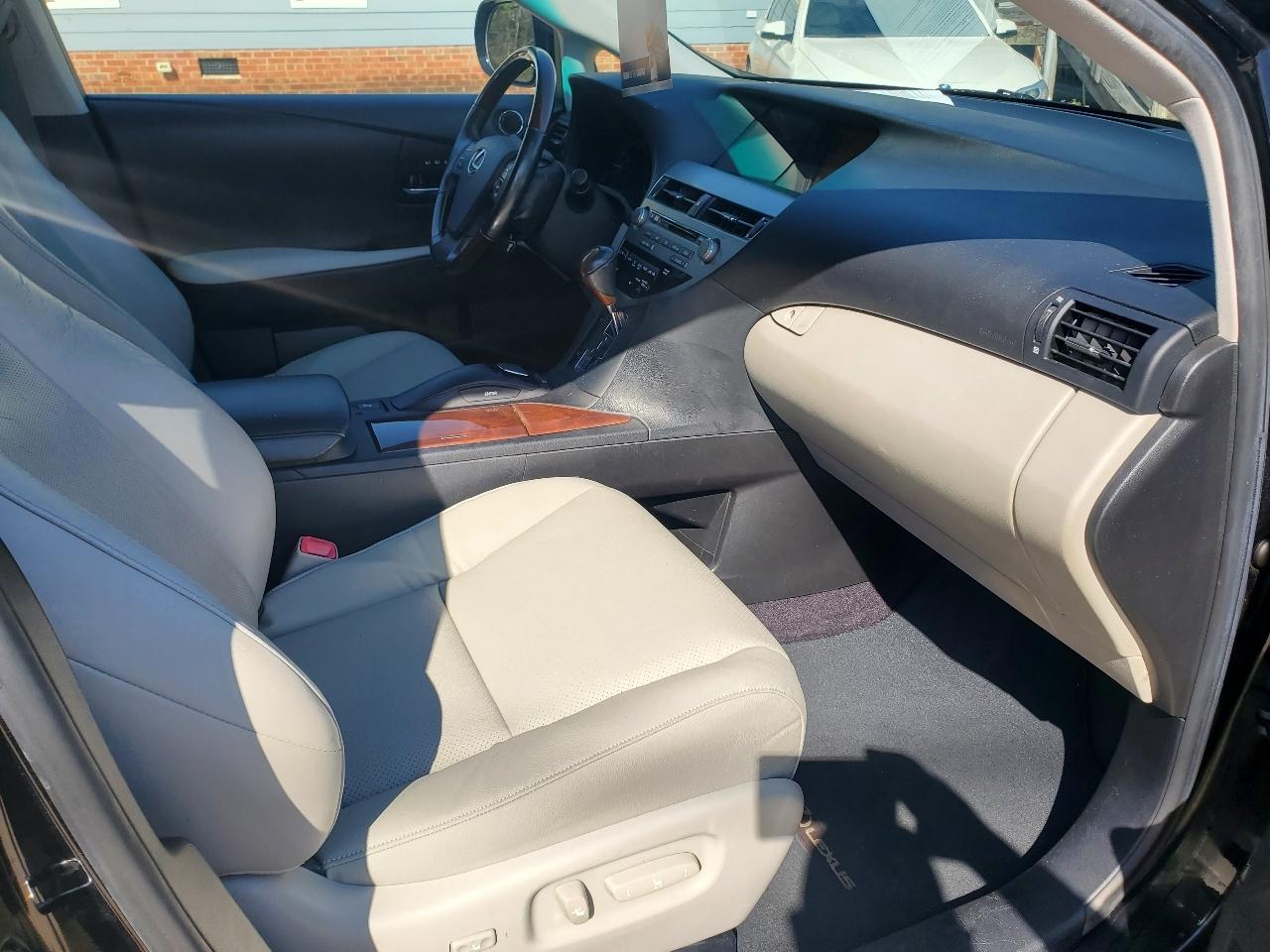 Lexus RX 450h FWD 2010