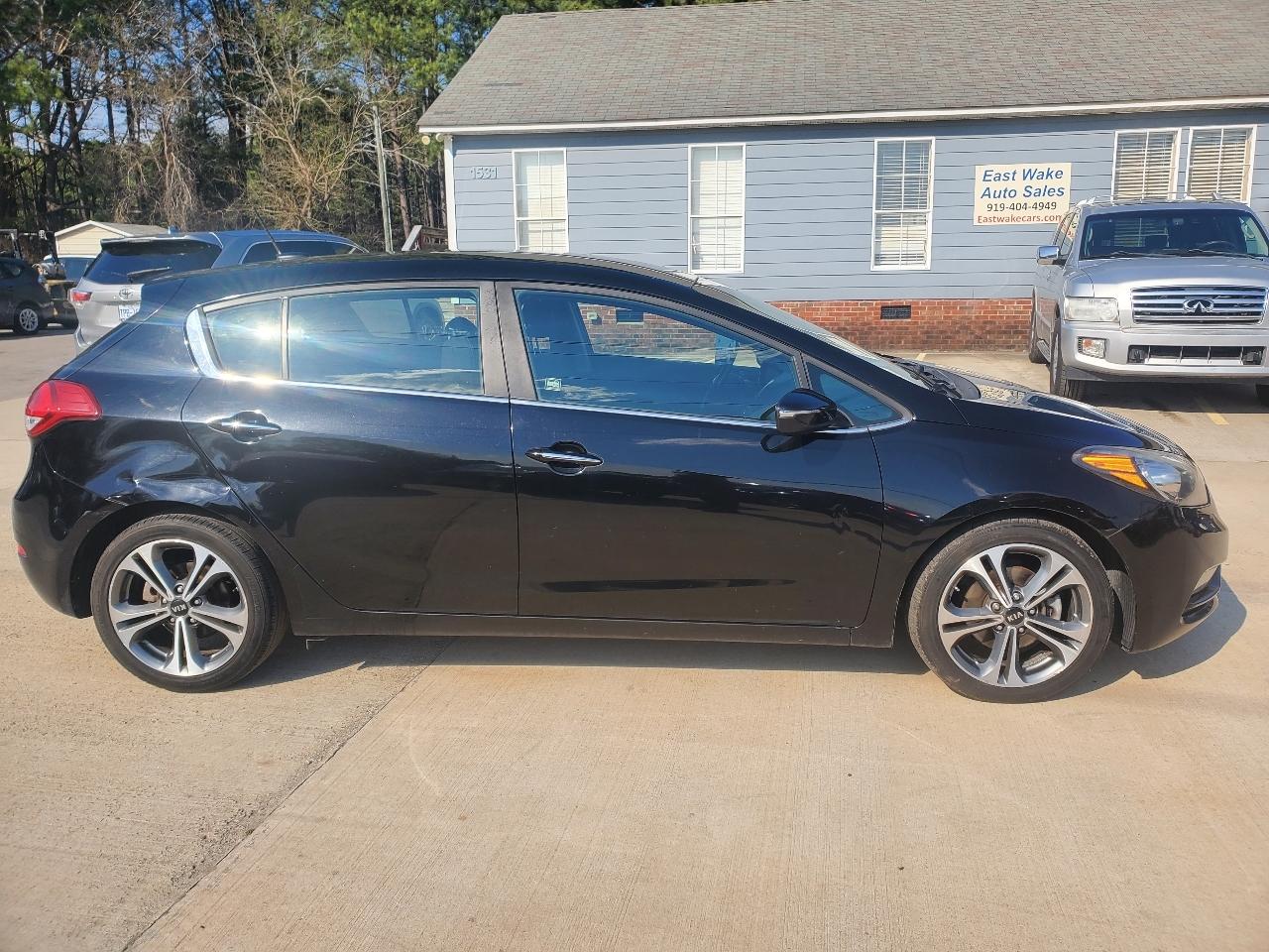 Kia Forte 5-Door EX 2016