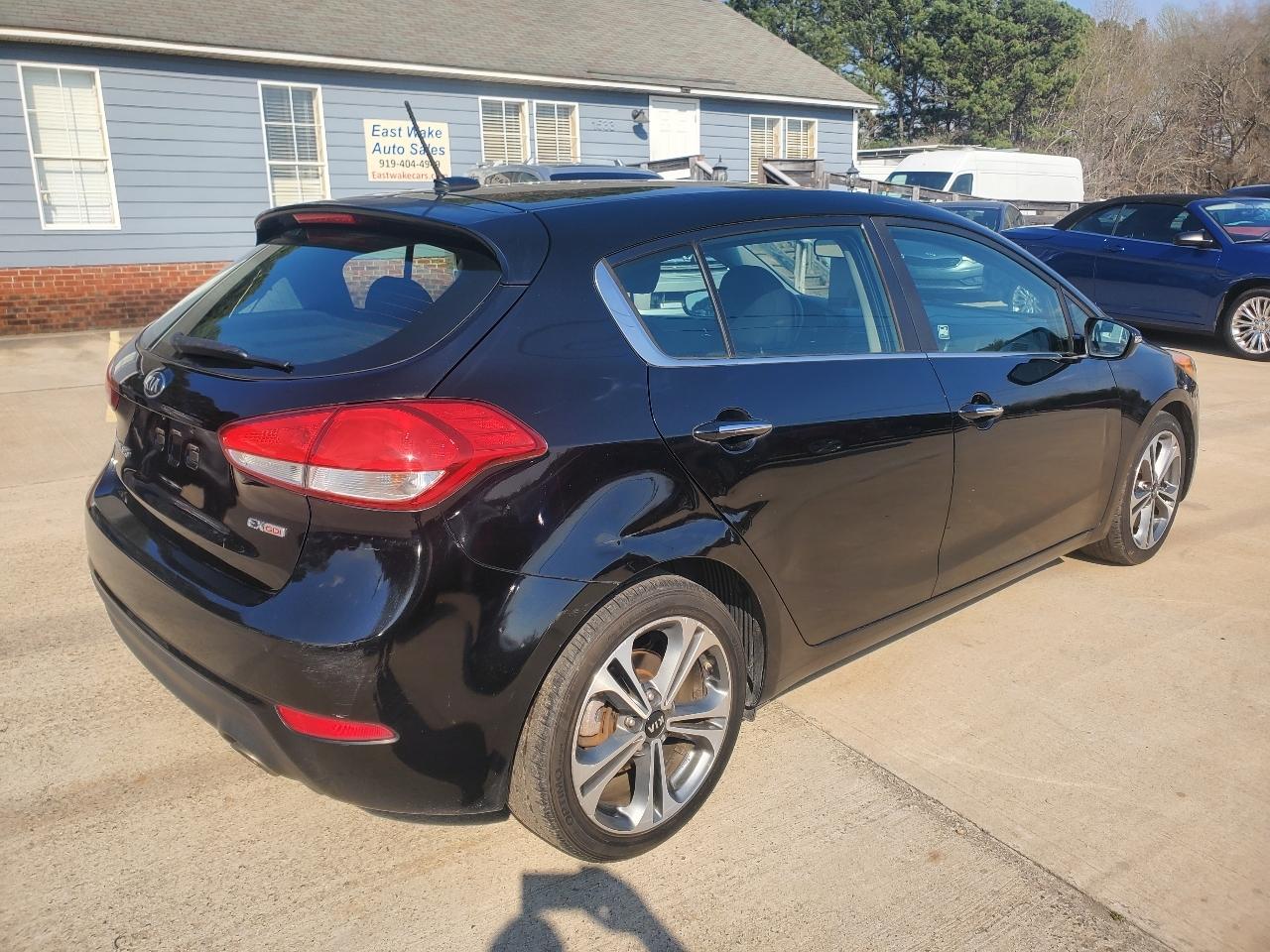 Kia Forte 5-Door EX 2016