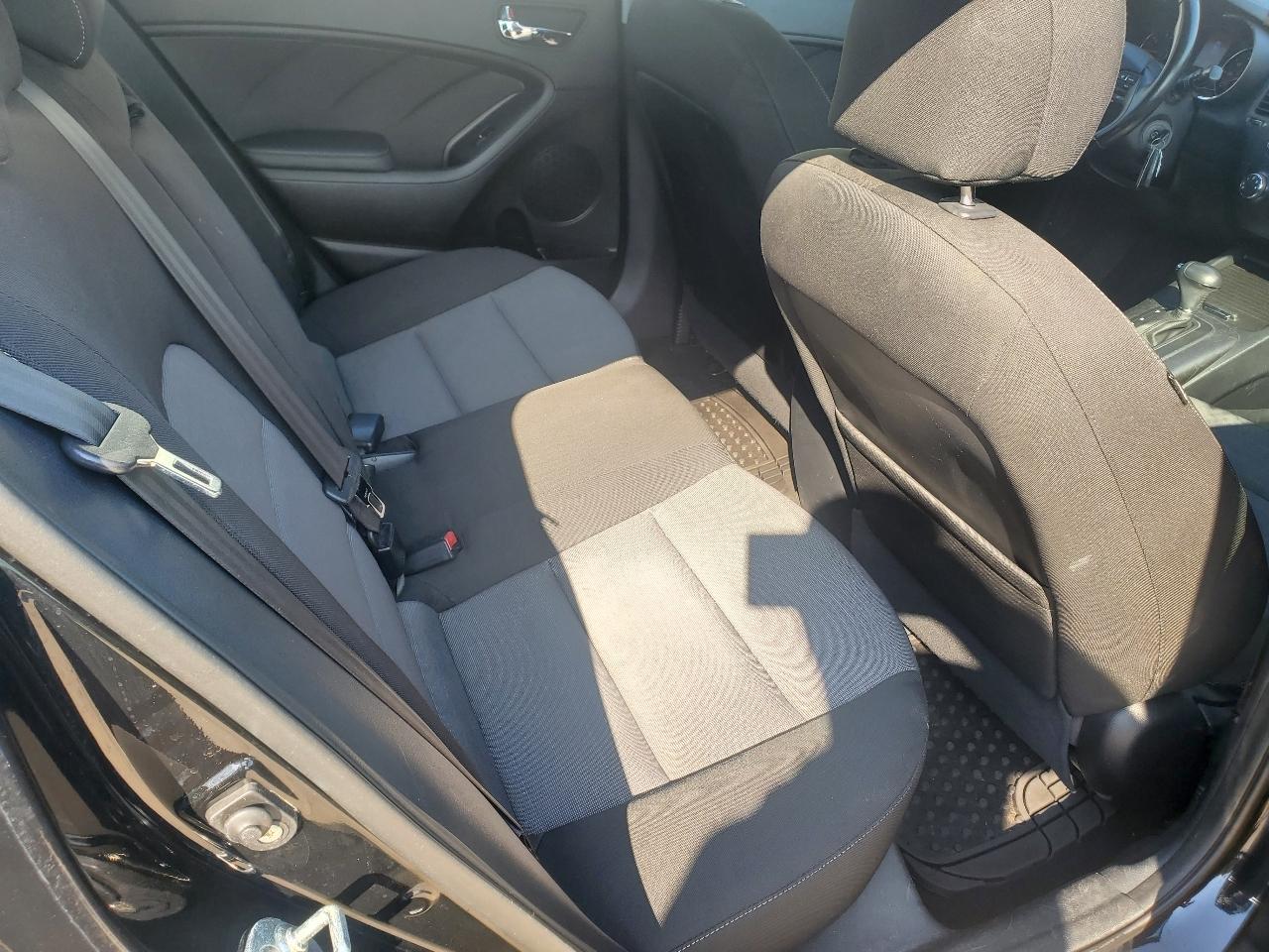 Kia Forte 5-Door EX 2016