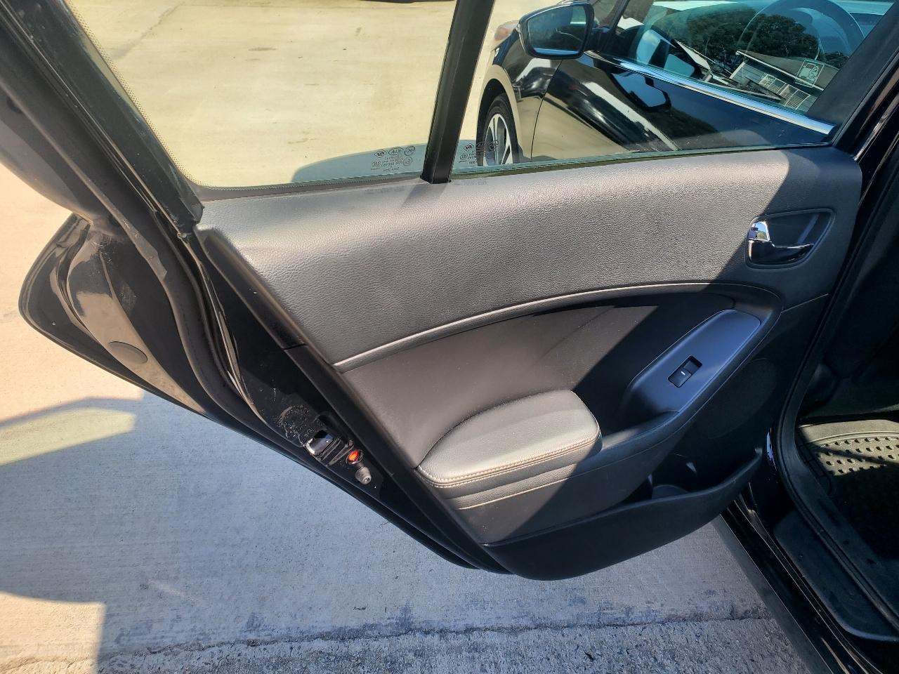 Kia Forte 5-Door EX 2016