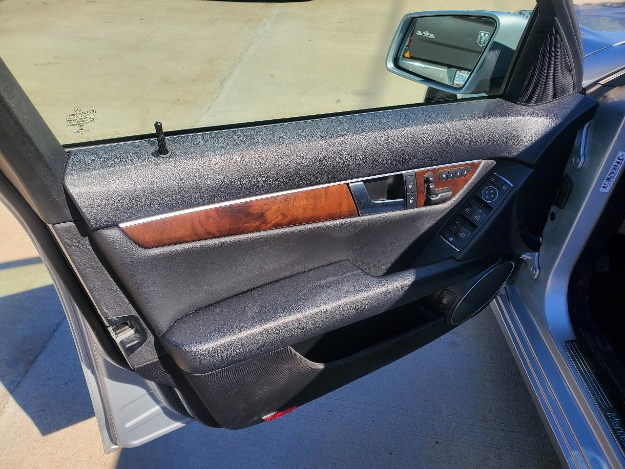 Mercedes-Benz C-Class C300 4MATIC Sport Sedan 2014