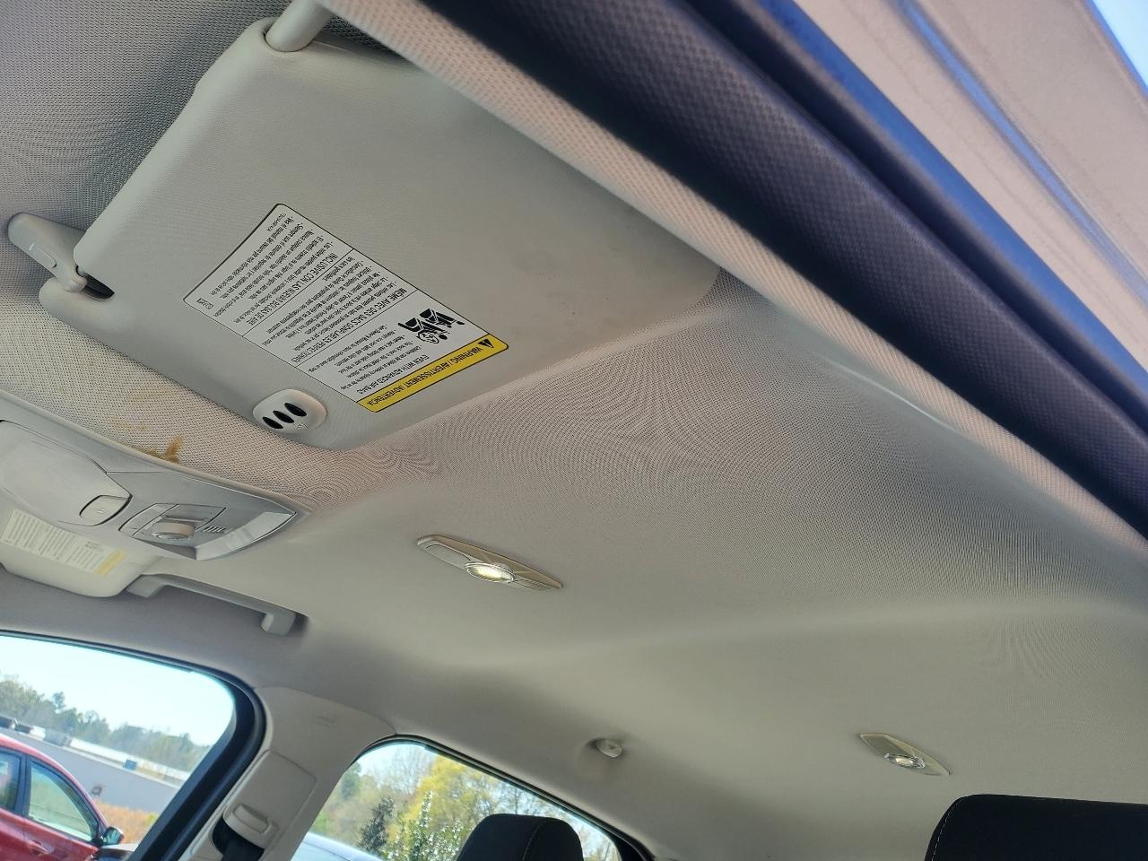 Ford Focus Titanium Sedan 2012