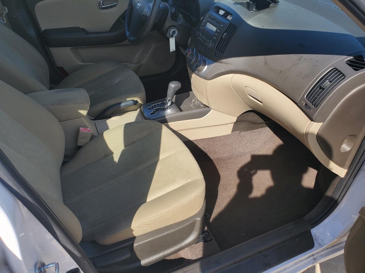 Hyundai Elantra SE 2010