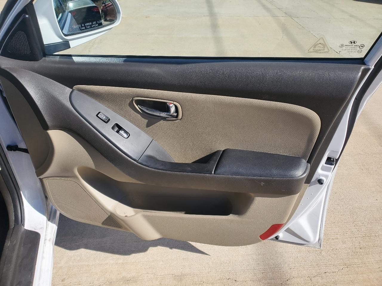 Hyundai Elantra SE 2010