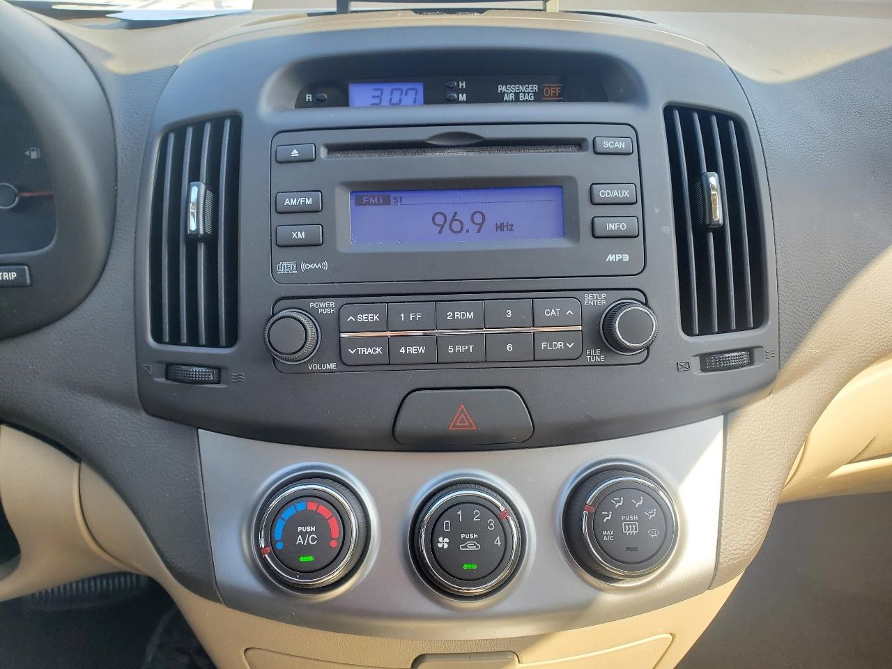 Hyundai Elantra SE 2010