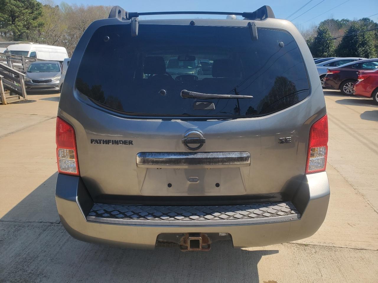 Nissan Pathfinder SE 4WD 2008