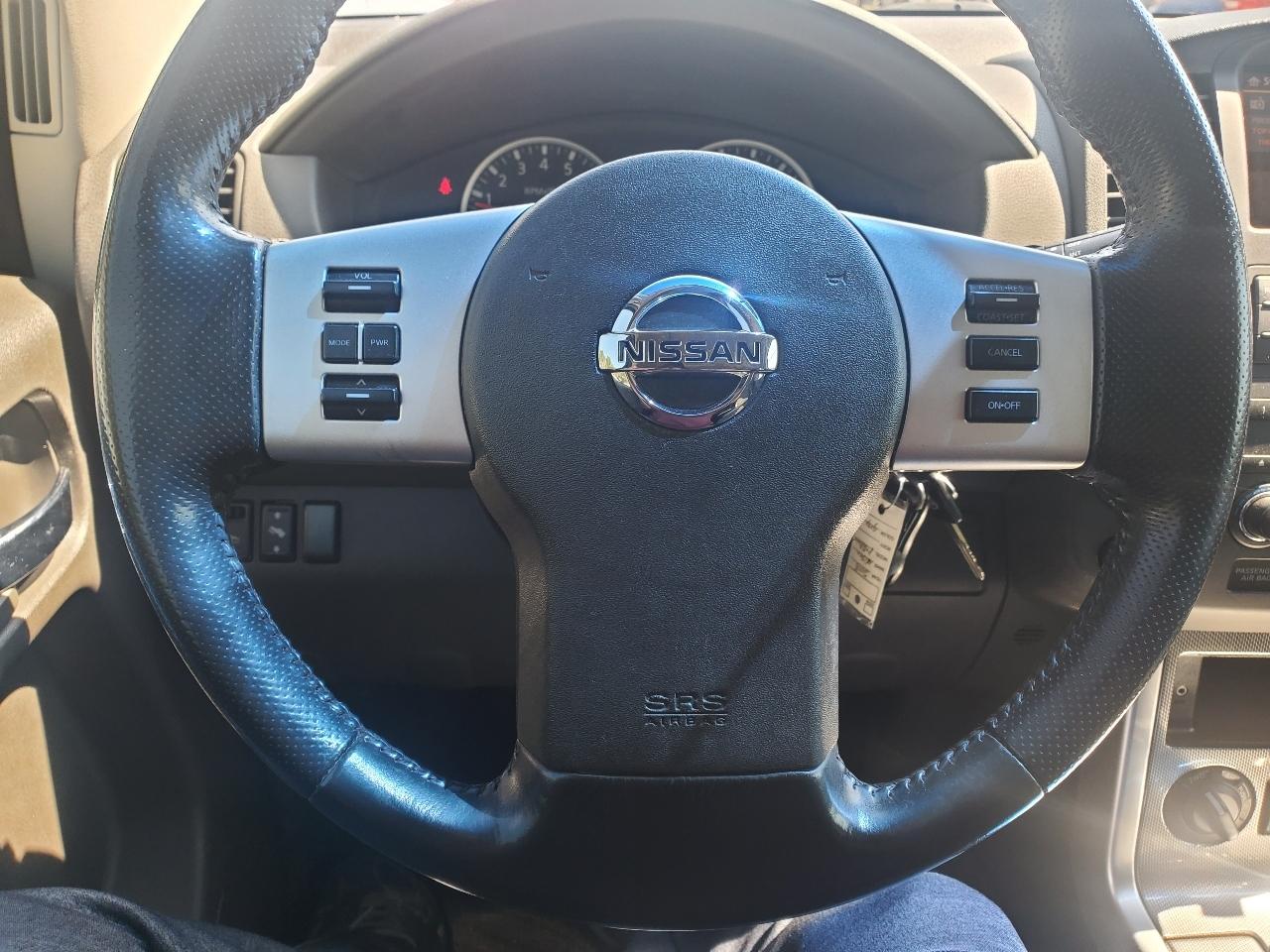 Nissan Pathfinder SE 4WD 2008