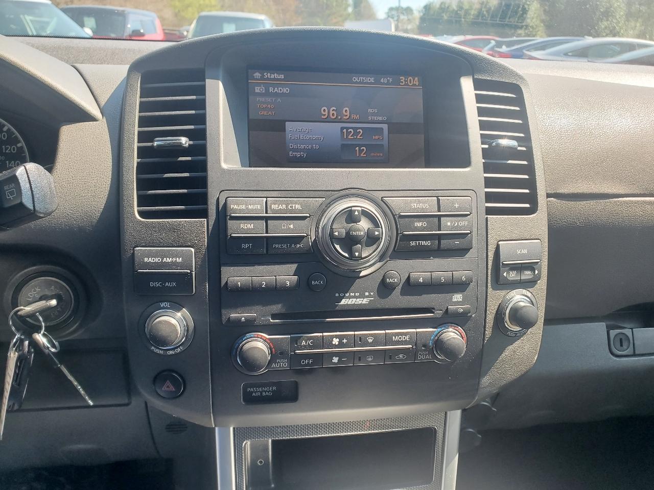 Nissan Pathfinder SE 4WD 2008