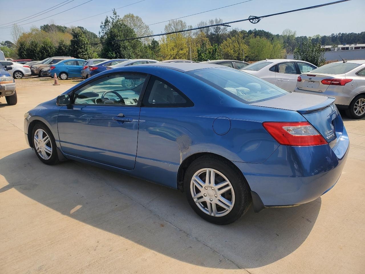 Honda Civic LX coupe 2011