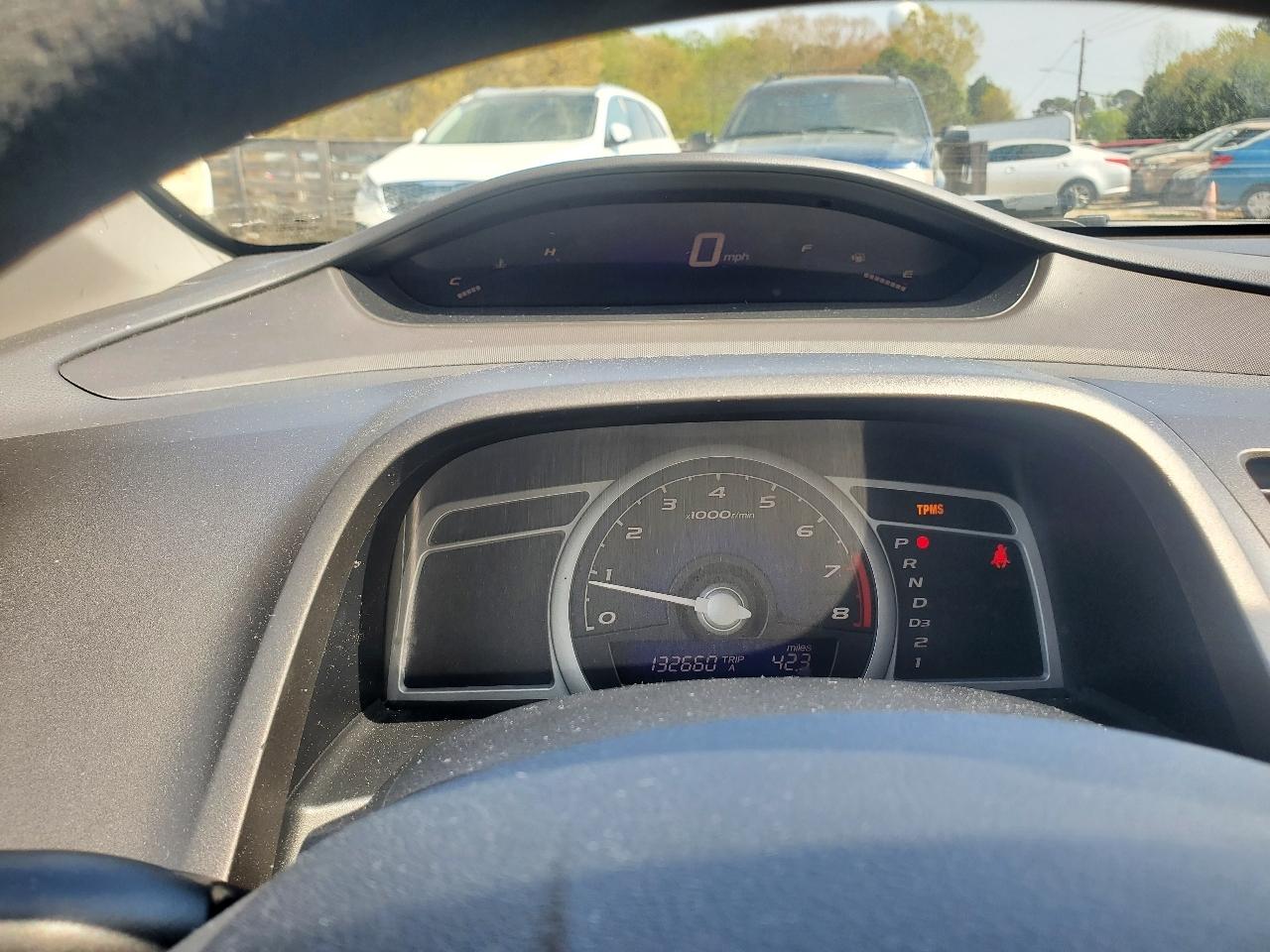 Honda Civic LX coupe 2011