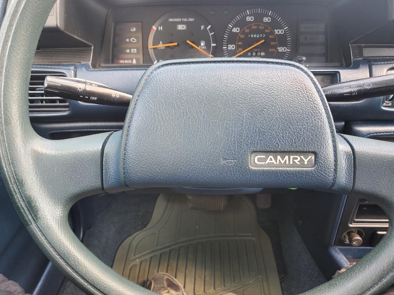 Toyota Camry 4dr Sedan Auto 1988