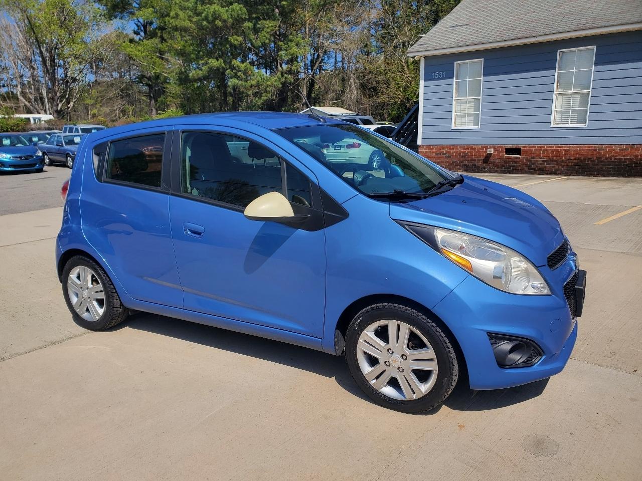 Chevrolet Spark LS Manual 2013