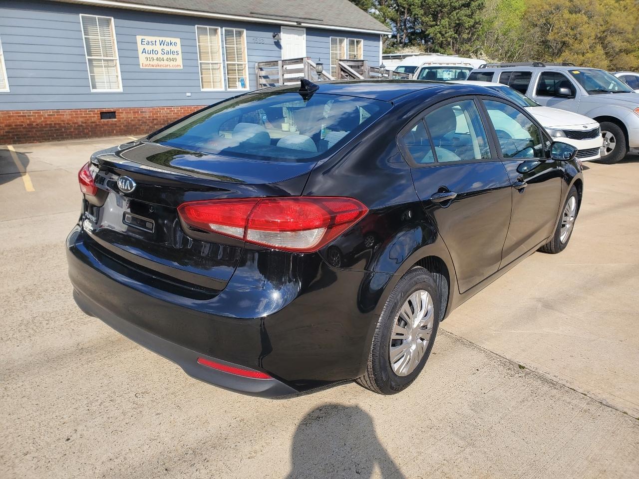 Kia Forte LX 4D Sedan 2017