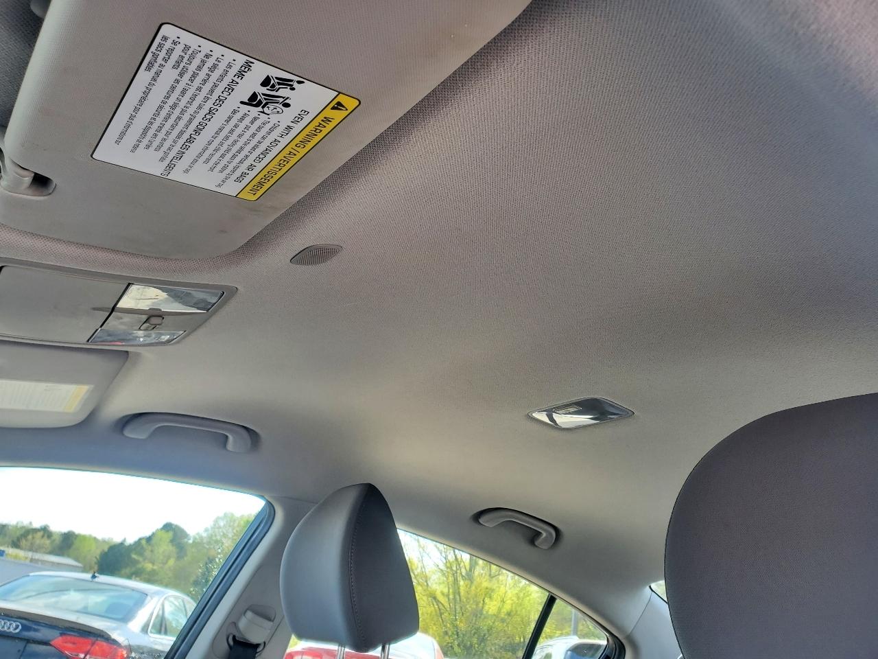 Kia Forte LX 4D Sedan 2017