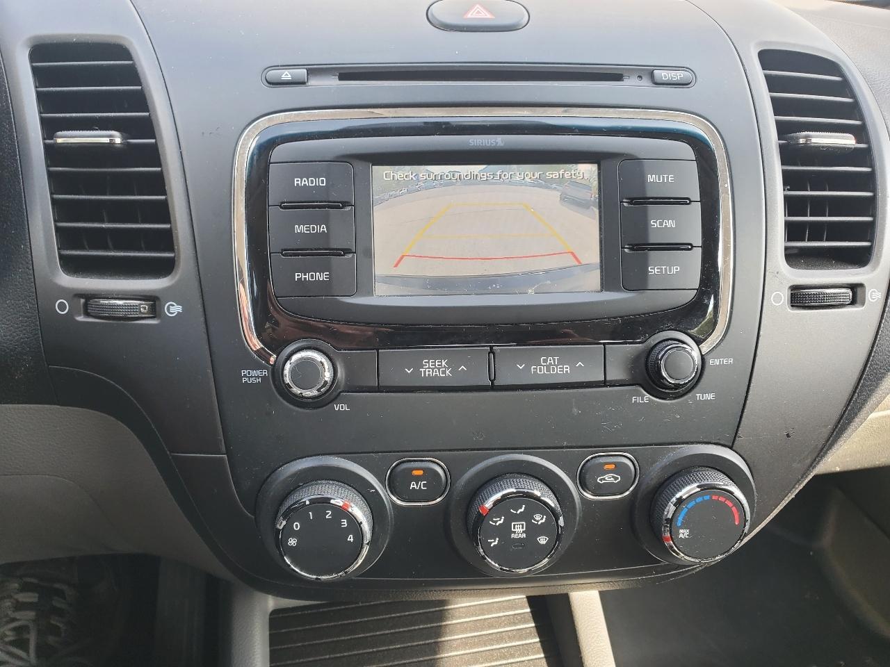 Kia Forte LX 4D Sedan 2017