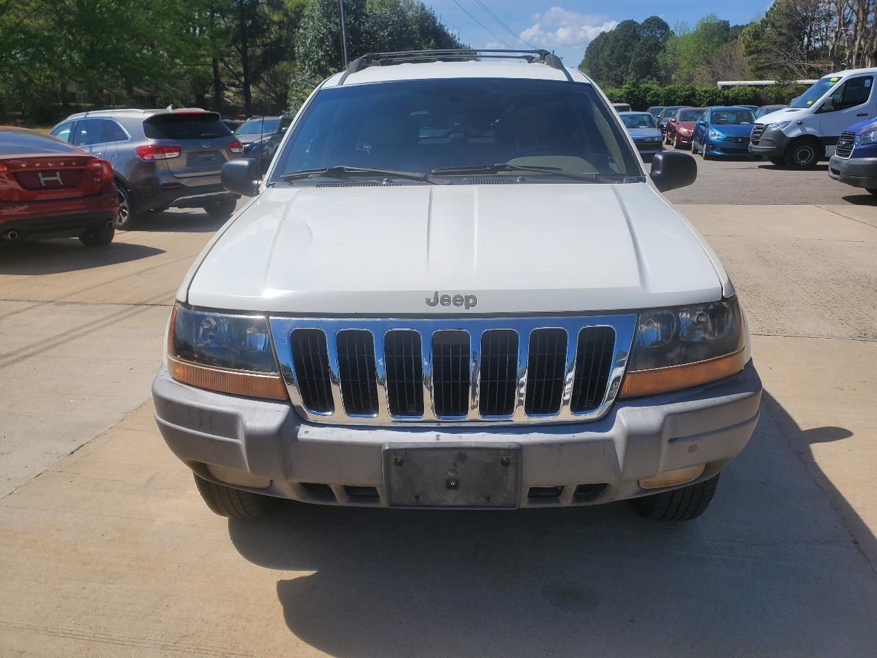 Jeep Grand Cherokee Laredo 2WD 2000