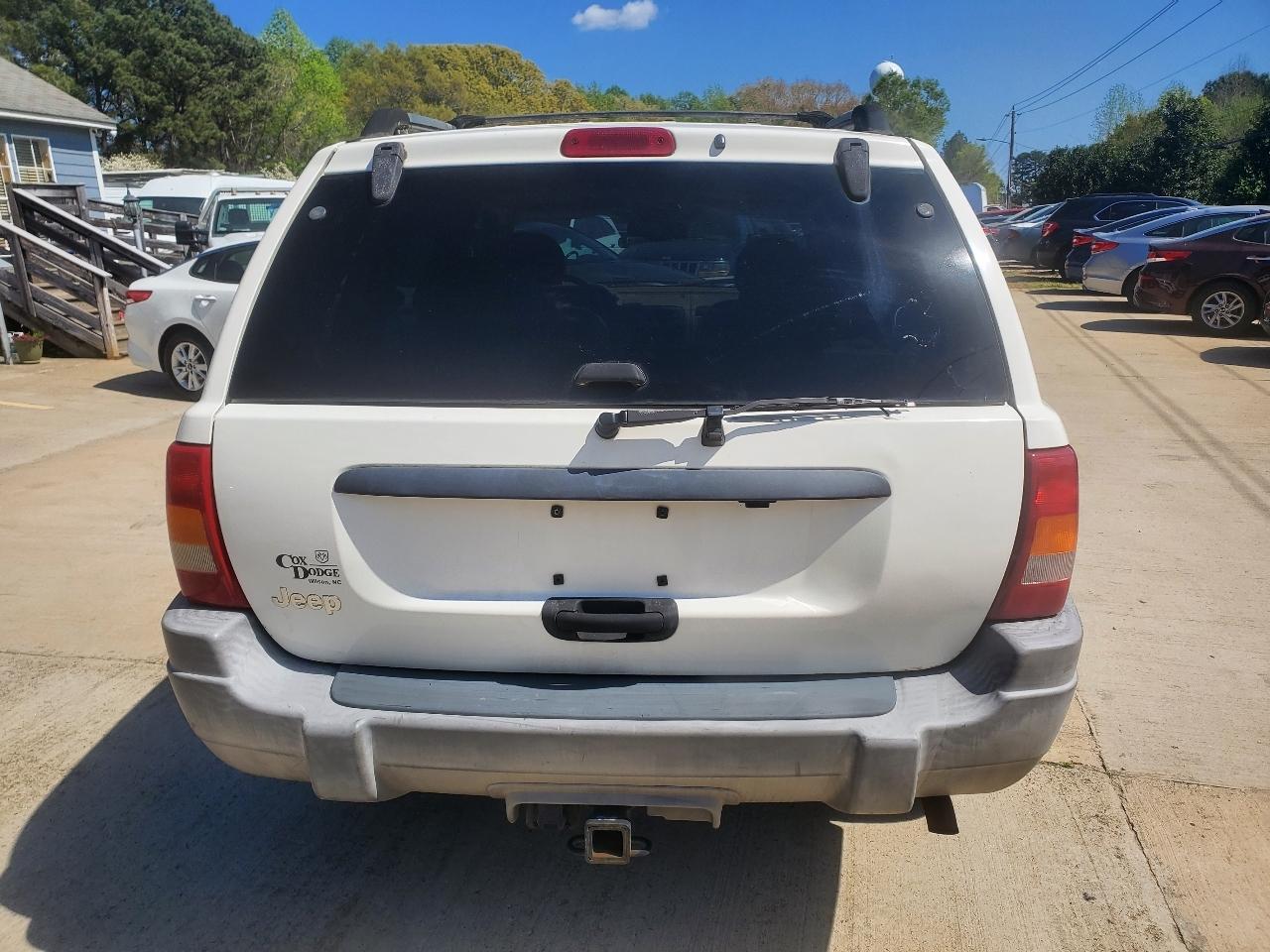 Jeep Grand Cherokee Laredo 2WD 2000