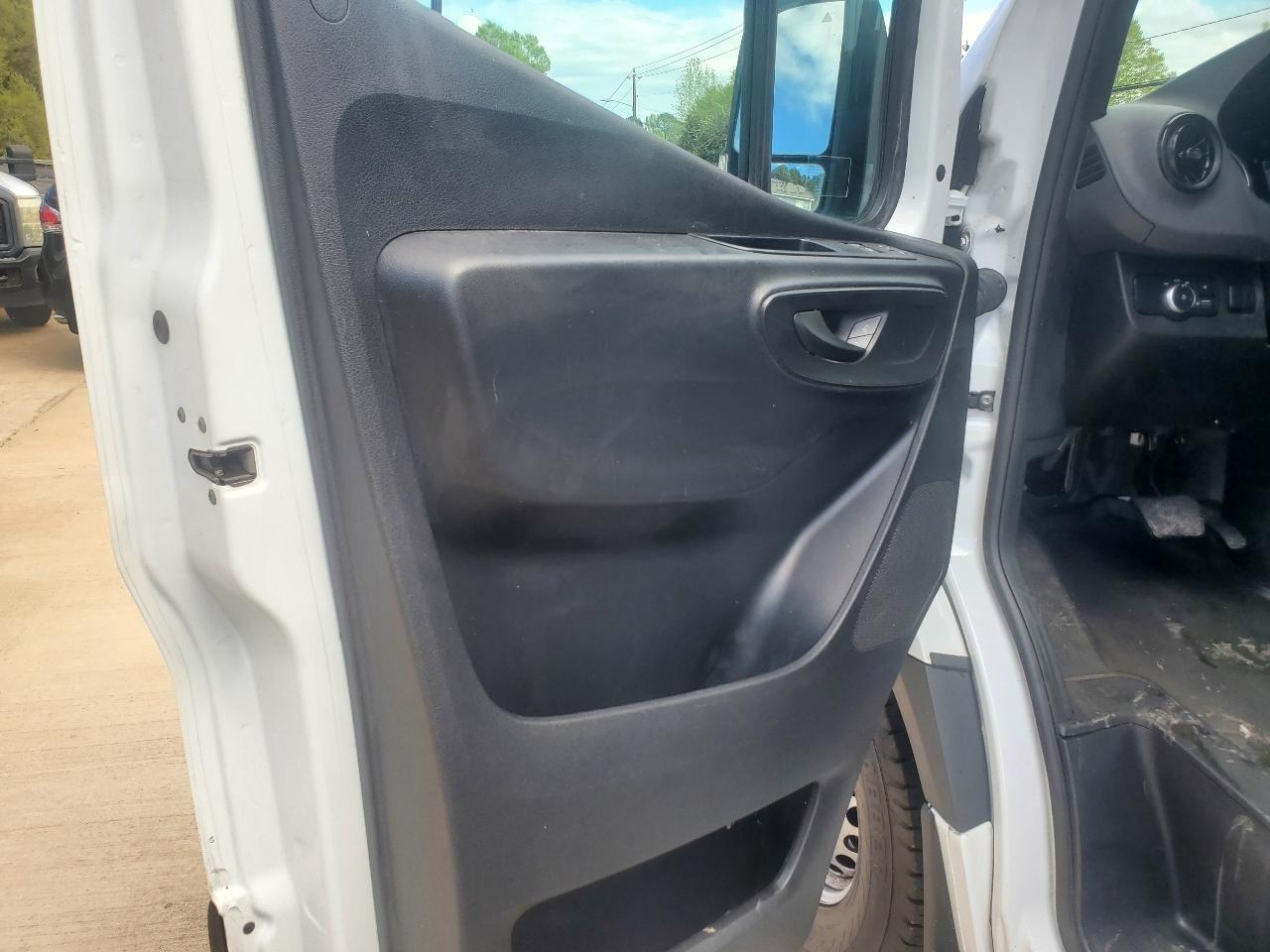 Mercedes-Benz Sprinter 1500 144-in. WB 2022