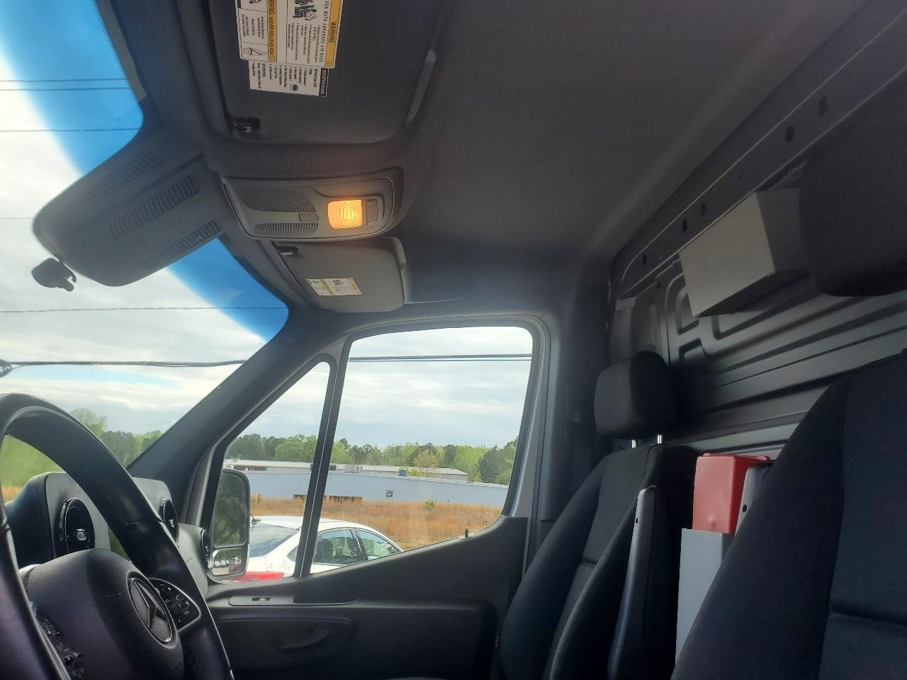 Mercedes-Benz Sprinter 1500 144-in. WB 2022