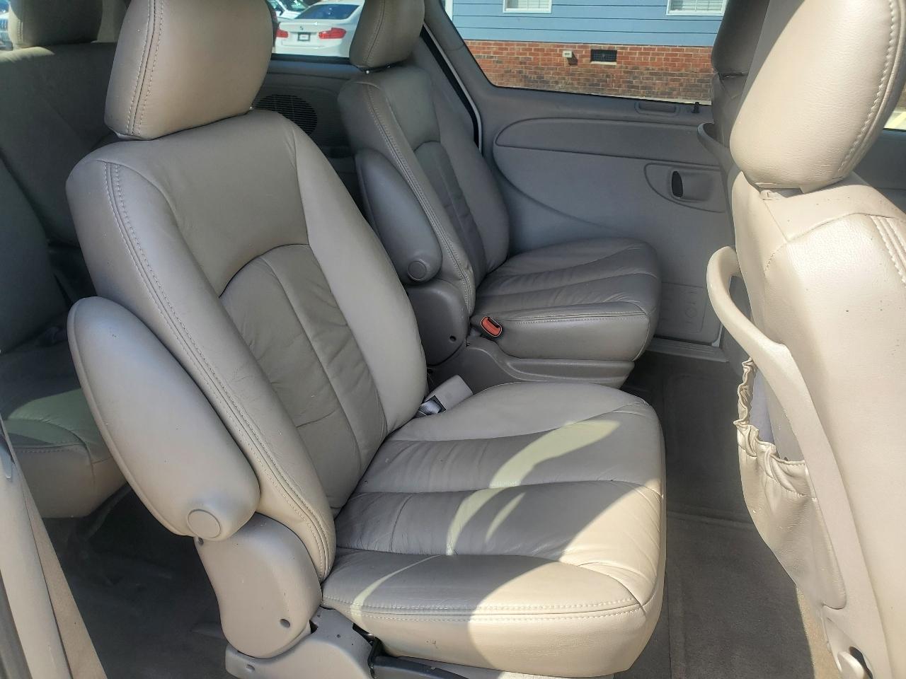 Chrysler Town & Country Limited 2006