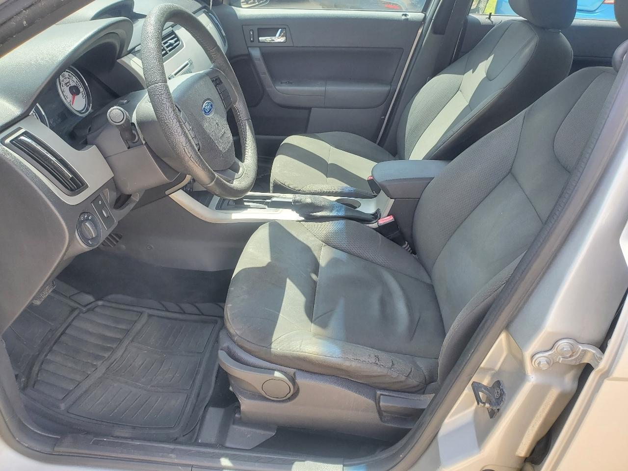 Ford Focus SES Sedan 2009