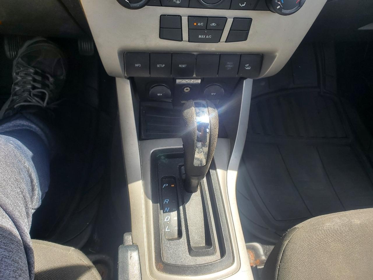 Ford Focus SES Sedan 2009