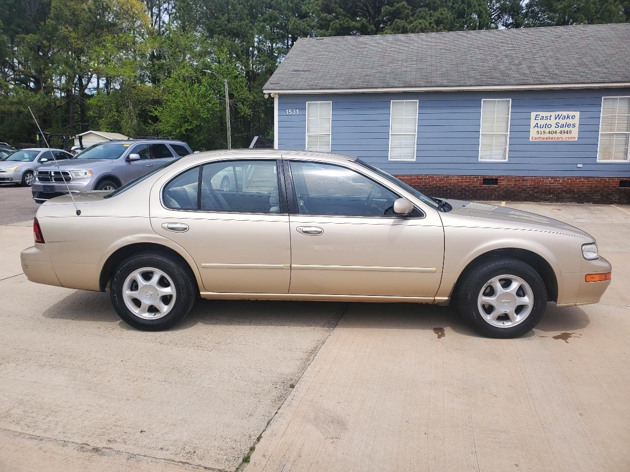 Nissan Maxima GLE 1998