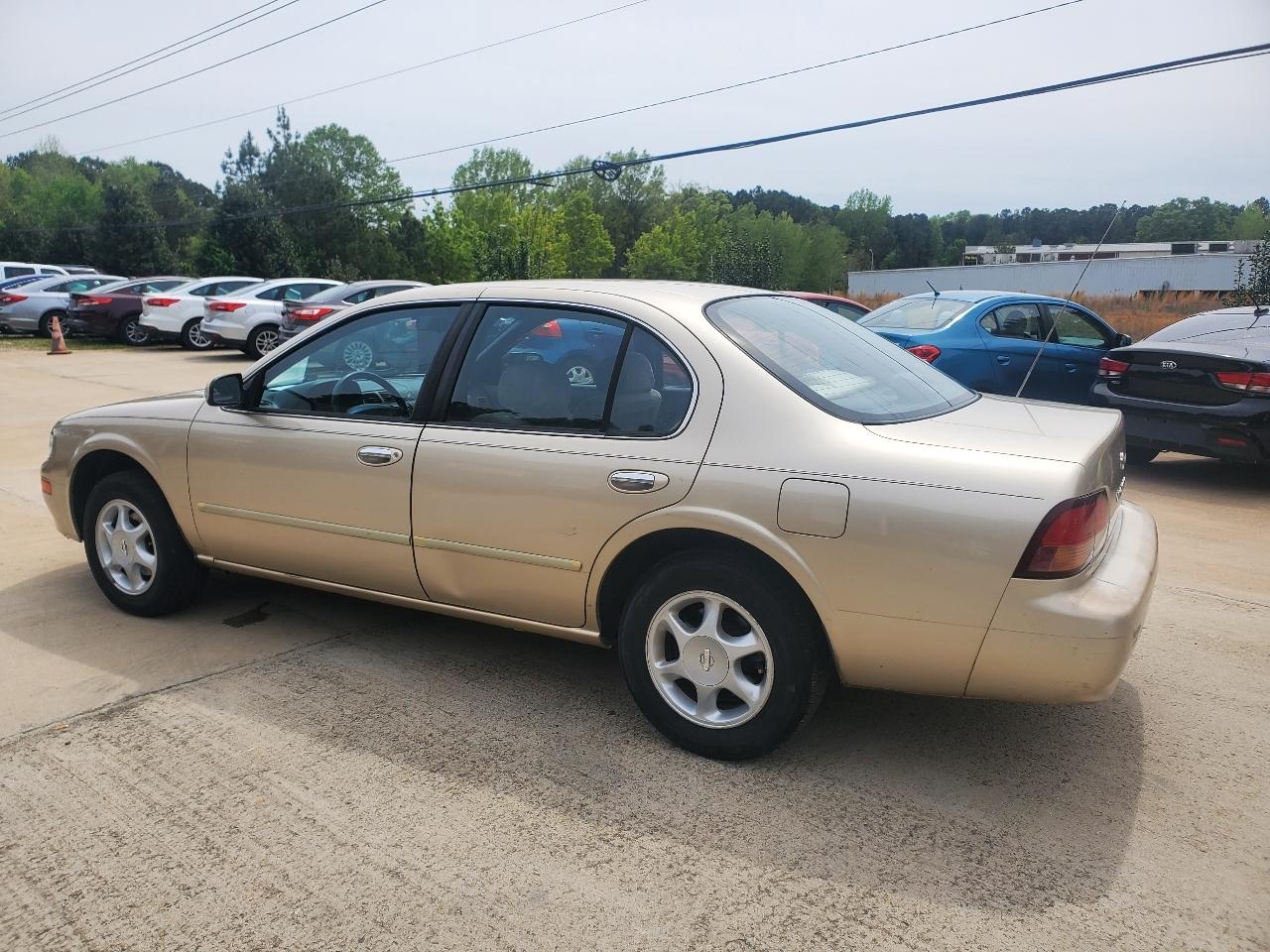 Nissan Maxima GLE 1998