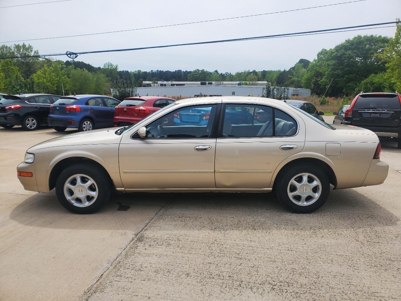 Nissan Maxima GLE 1998
