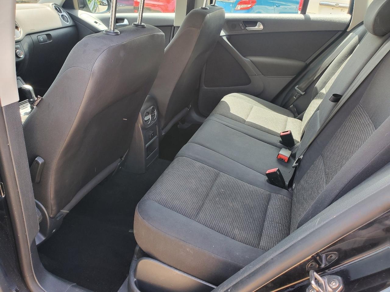 Volkswagen Tiguan 2.0T S FWD 2014