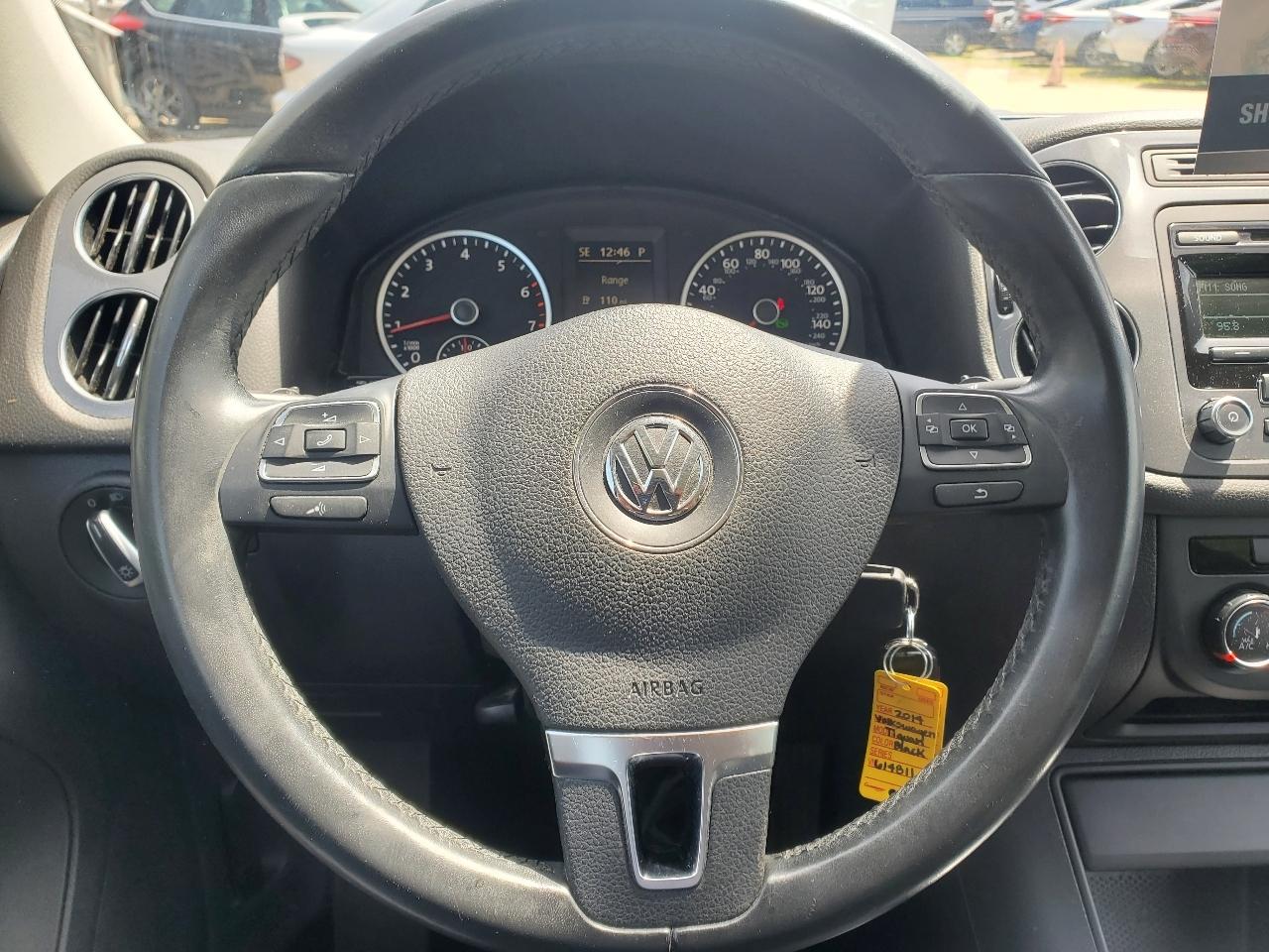 Volkswagen Tiguan 2.0T S FWD 2014